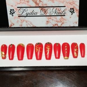 Press-on nails